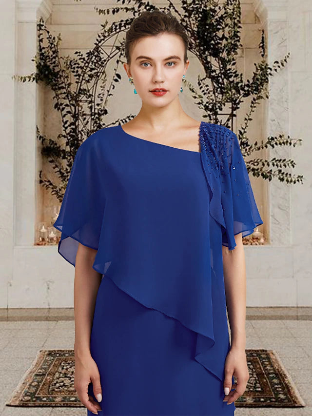 Etuikleid/Säulenkleid für die Brautmutter, Übergröße, elegant, U-Boot-Ausschnitt, bodenlang, Chiffon, kurze Ärmel, mit Perlenbesatz und Rüschen
